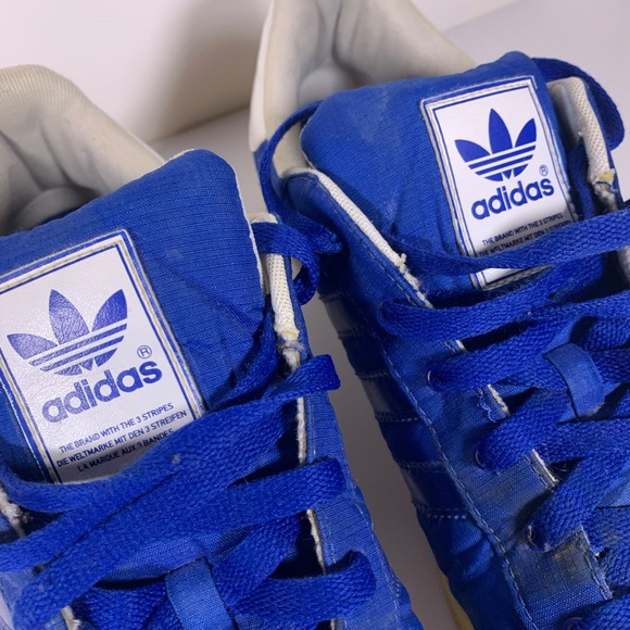 Vintage 2011 adidas superstar shoes - Picture 3 of 9